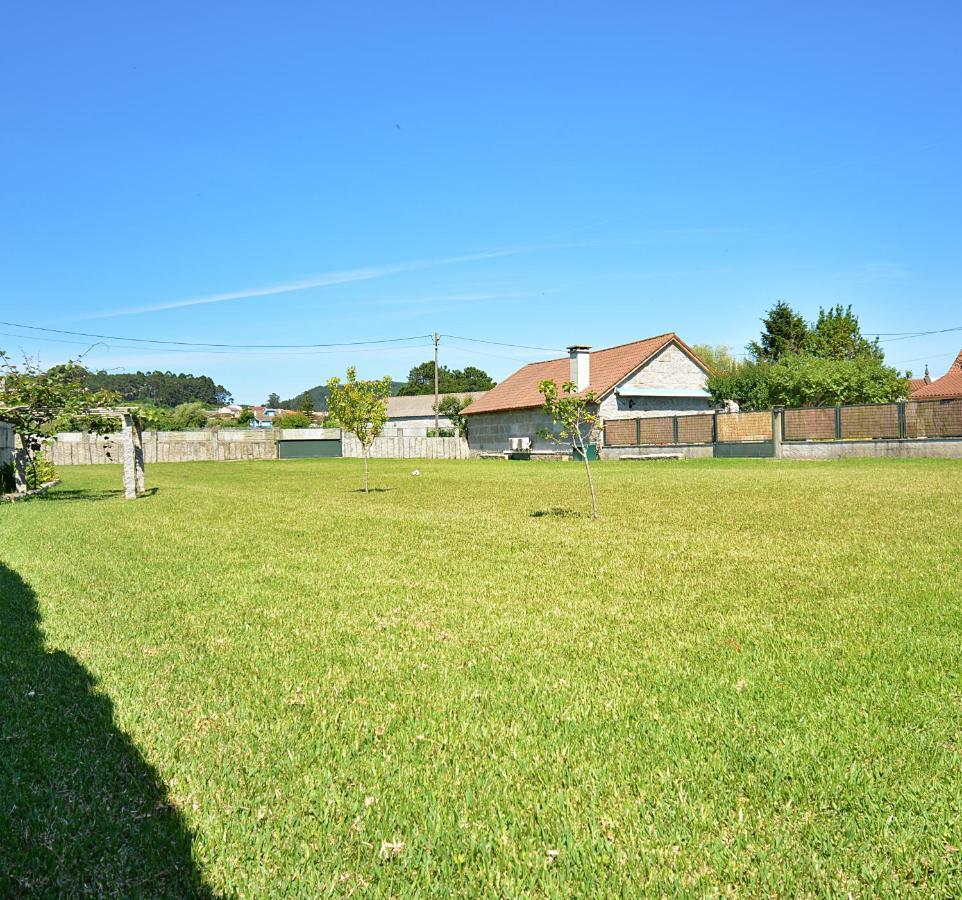Galihost - Casa Con Precioso Jardin En Vilanova De Arousa Extérieur photo