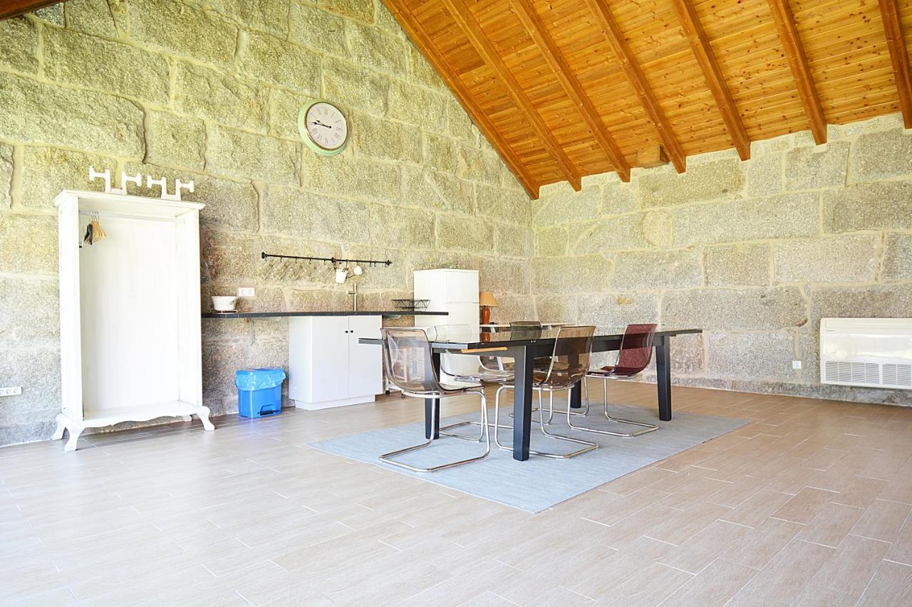 Galihost - Casa Con Precioso Jardin En Vilanova De Arousa Extérieur photo