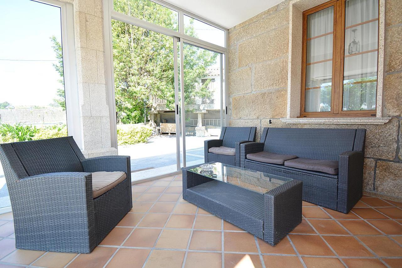 Galihost - Casa Con Precioso Jardin En Vilanova De Arousa Extérieur photo